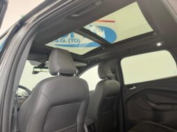 										FORD KUGA 2.0 TDCI 150 ST-LINE AWD full									