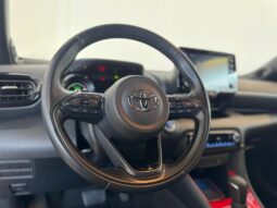 										TOYOTA YARIS 1.5H 92 CV PREMIERE full									