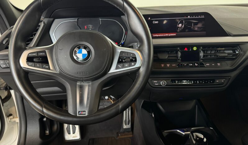 								BMW SERIE 1 116D F40 M-SPORT full									