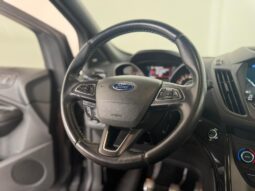 										FORD KUGA 2.0 TDCI 150 ST-LINE AWD full									