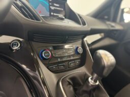 										FORD KUGA 2.0 TDCI 150 ST-LINE AWD full									