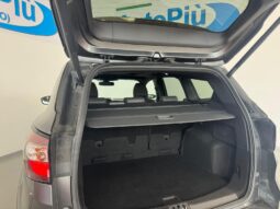 										FORD KUGA 2.0 TDCI 150 ST-LINE AWD full									