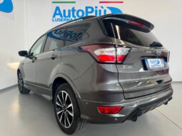 										FORD KUGA 2.0 TDCI 150 ST-LINE AWD full									