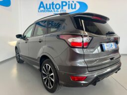 										FORD KUGA 2.0 TDCI 150 ST-LINE AWD full									