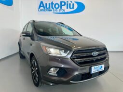 										FORD KUGA 2.0 TDCI 150 ST-LINE AWD full									