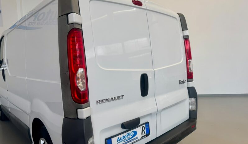 								RENAULT TRAFIC L1H1 2.0 dCi 115 CV full									
