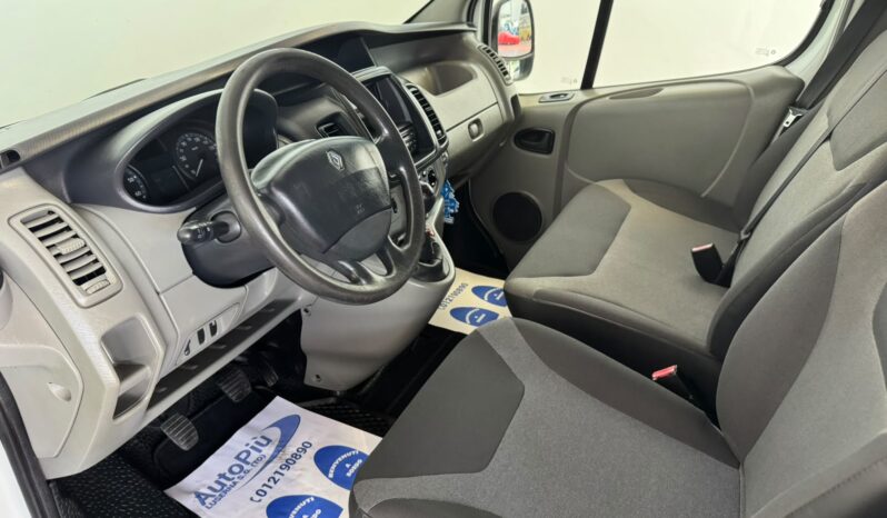 								RENAULT TRAFIC L1H1 2.0 dCi 115 CV full									