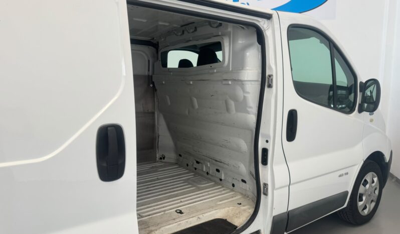 								RENAULT TRAFIC L1H1 2.0 dCi 115 CV full									