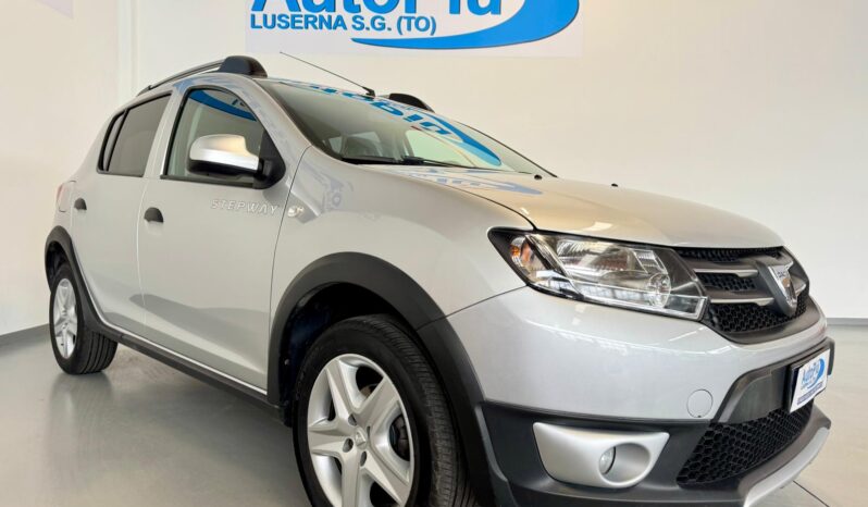 								DACIA SANDERO STEPWAY 1.5 DCI 90 CV full									
