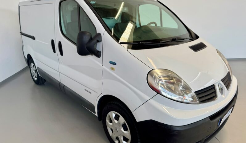								RENAULT TRAFIC L1H1 2.0 dCi 115 CV full									