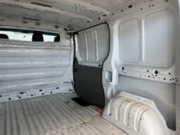 										RENAULT TRAFIC L1H1 2.0 dCi 115 CV full									