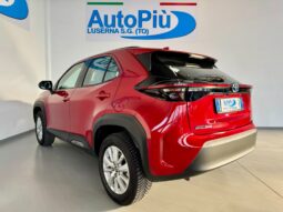 										TOYOTA YARIS CROSS AWD-I full									