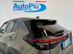 										TOYOTA YARIS CROSS AWD-I full									
