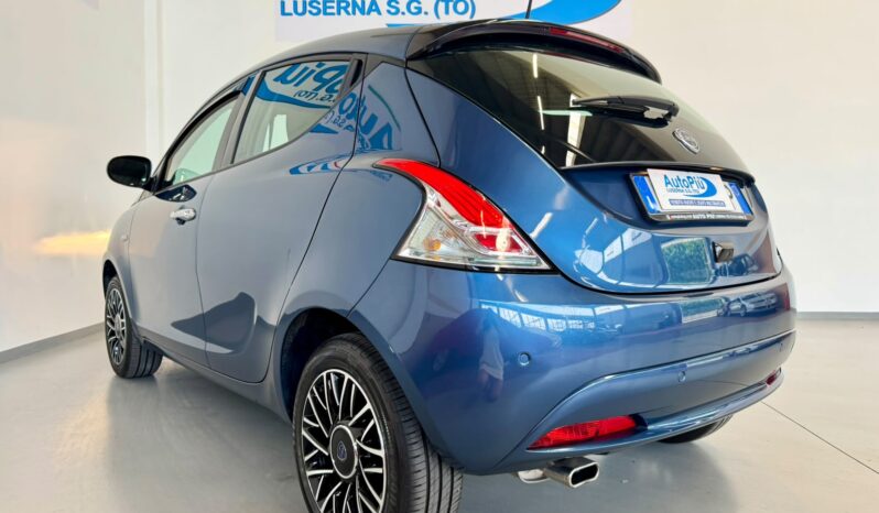 								LANCIA YPSILON GPL ECOCHIC full									