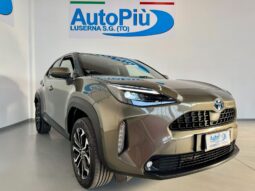 										TOYOTA YARIS CROSS AWD-I full									