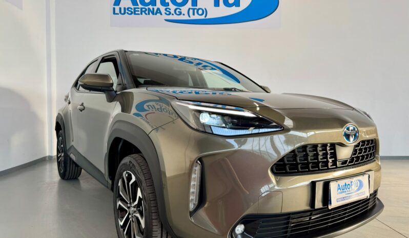 								TOYOTA YARIS CROSS AWD-I full									