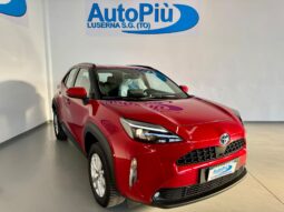 										TOYOTA YARIS CROSS AWD-I full									