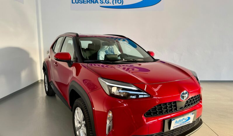 								TOYOTA YARIS CROSS AWD-I full									