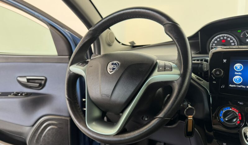 								LANCIA YPSILON GPL ECOCHIC full									