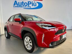 										TOYOTA YARIS CROSS AWD-I full									