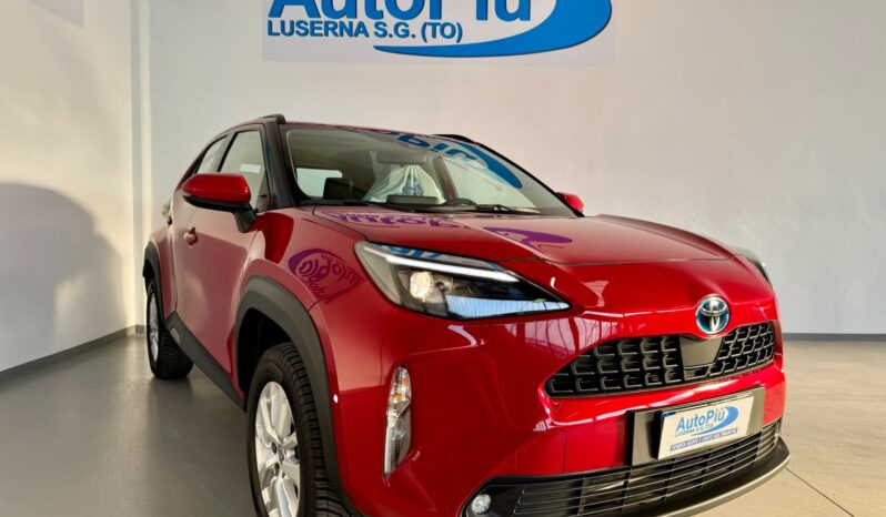 								TOYOTA YARIS CROSS AWD-I full									