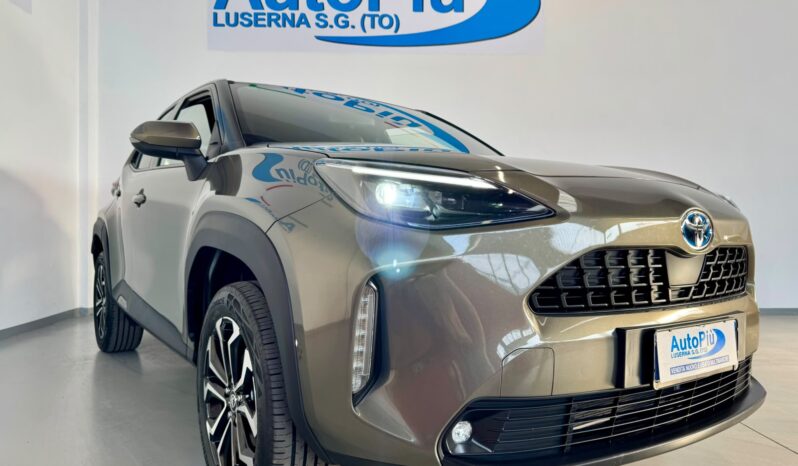 								TOYOTA YARIS CROSS AWD-I full									