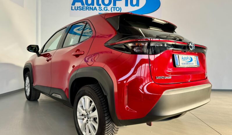 								TOYOTA YARIS CROSS AWD-I full									