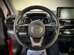 										TOYOTA YARIS CROSS AWD-I full									