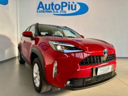 										TOYOTA YARIS CROSS AWD-I full									