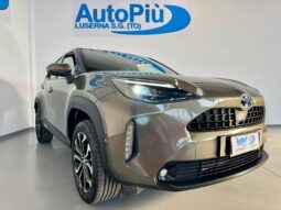 										TOYOTA YARIS CROSS AWD-I full									