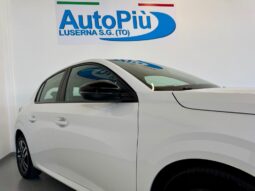 										PEUGEOT 208 ALLURE 1.2 75 CV full									