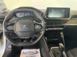										PEUGEOT 208 ALLURE 1.2 75 CV full									