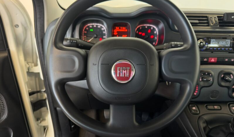 								FIAT PANDA 1.0 HYBRID 70 CV full									