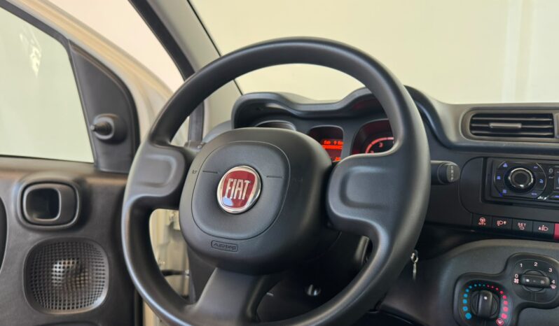 								FIAT PANDA 1.0 HYBRID 70 CV full									