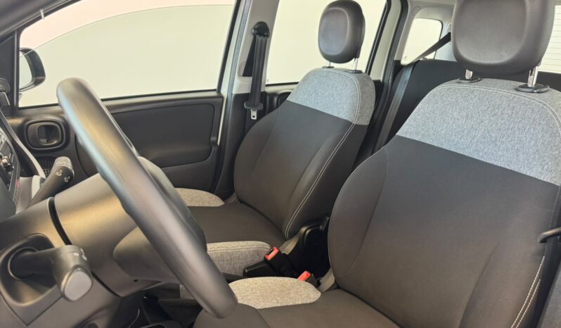 								FIAT PANDA 1.0 HYBRID 70 CV full									