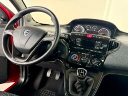 										LANCIA YPSILON 1.2 B/GPL ECOCHIC 69 CV full									