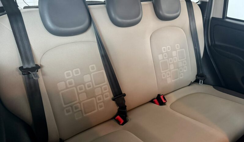 								FIAT PANDA 1.2 LOUNGE BENZINA 69 CV full									
