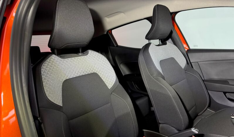 								RENAULT CLIO 1.0 SCE GENERATION 67 CV full									