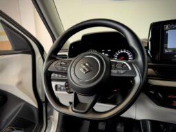 										SUZUKI SWIFT WAKU 1.2 HYBRID 81 CV full									