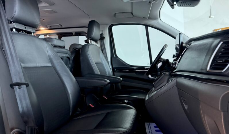 								FORD TOURNEO CUSTOM SPORT 2.0 ECOBLUE 185 CV full									