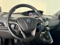 										LANCIA YPSILON 1.2 B/GPL ECOCHIC 69 CV full									