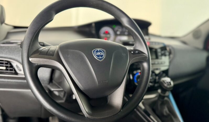 								LANCIA YPSILON 1.2 B/GPL ECOCHIC 69 CV full									